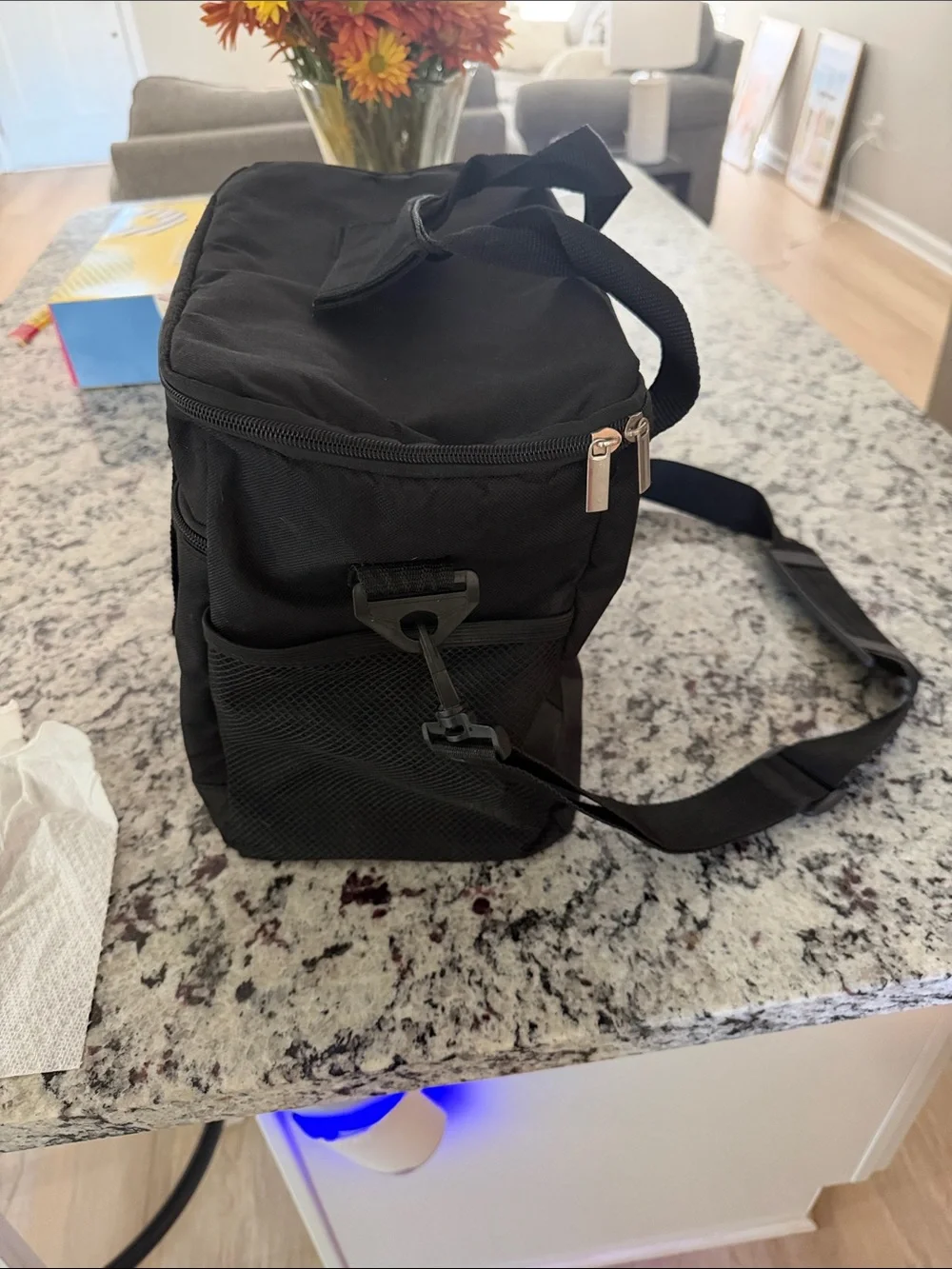 N/A compact black
